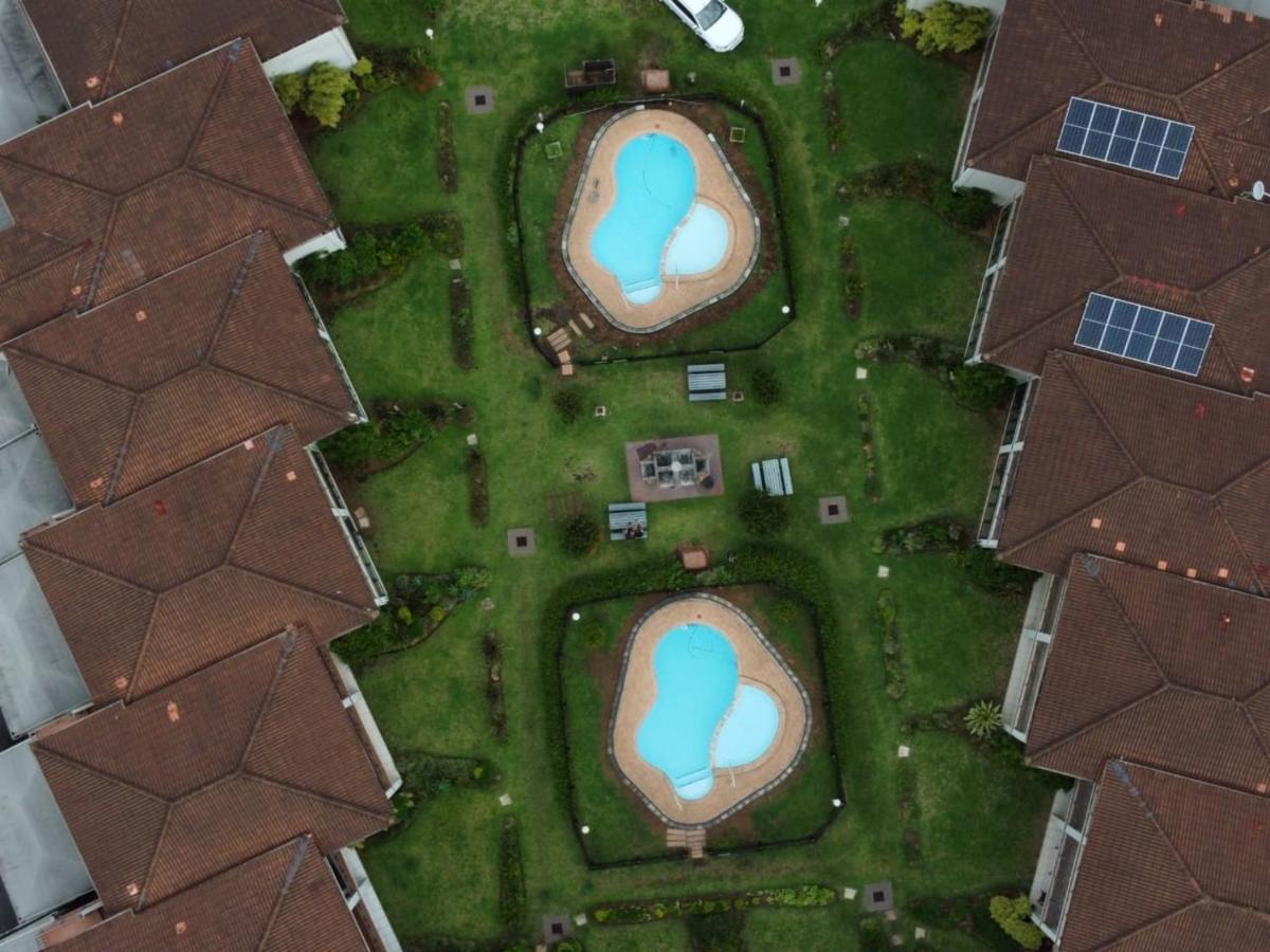 7 Topanga Uvongo Beach Exteriér fotografie
